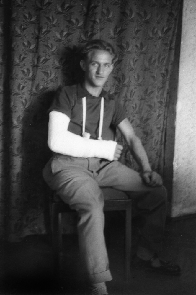 Ale kto to jest to ja ci już w tej chwili nie powiem. Bo to też tam było robione, ale... Jakiś może z ich synów, Stasiek? Jakiś taki dziwny facet.