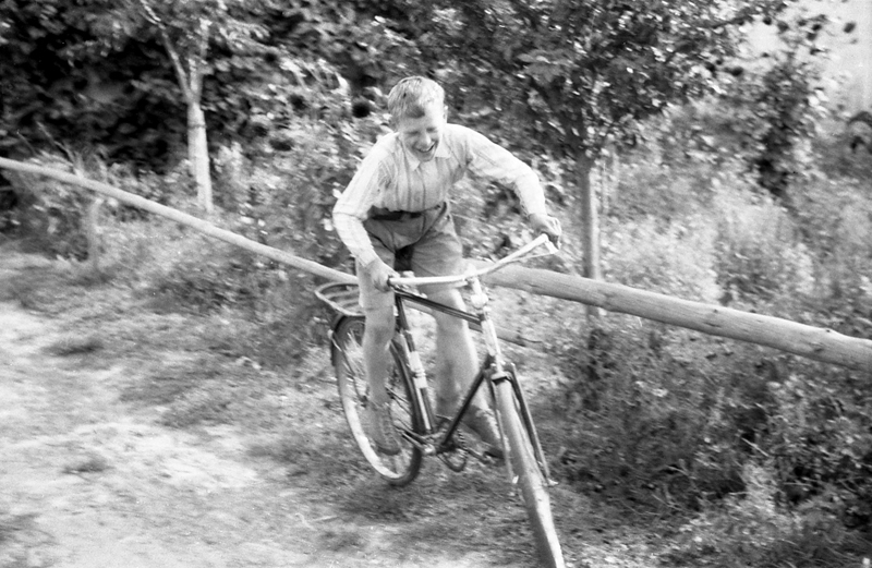 To jest... najprawdopodobniej mojej mamy brata syn, Janek